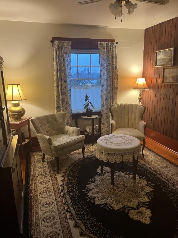The Hazelhouse Bed and Breakfast Chilliwack Εξωτερικό φωτογραφία